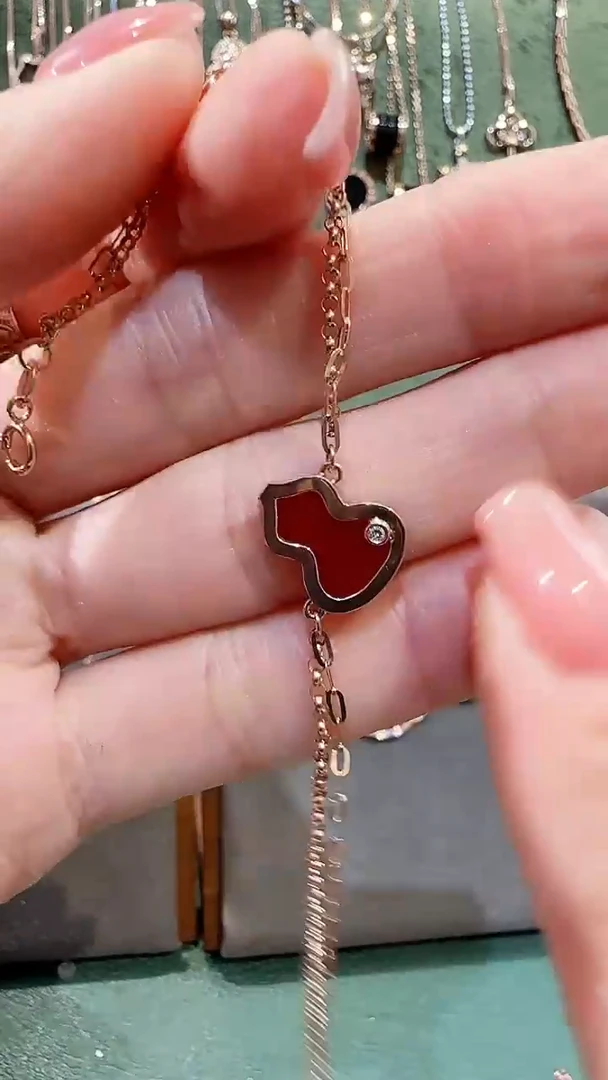 【闪购商品】玛瑙/玉髓手链18K金镶嵌18K金钻石葫芦手链