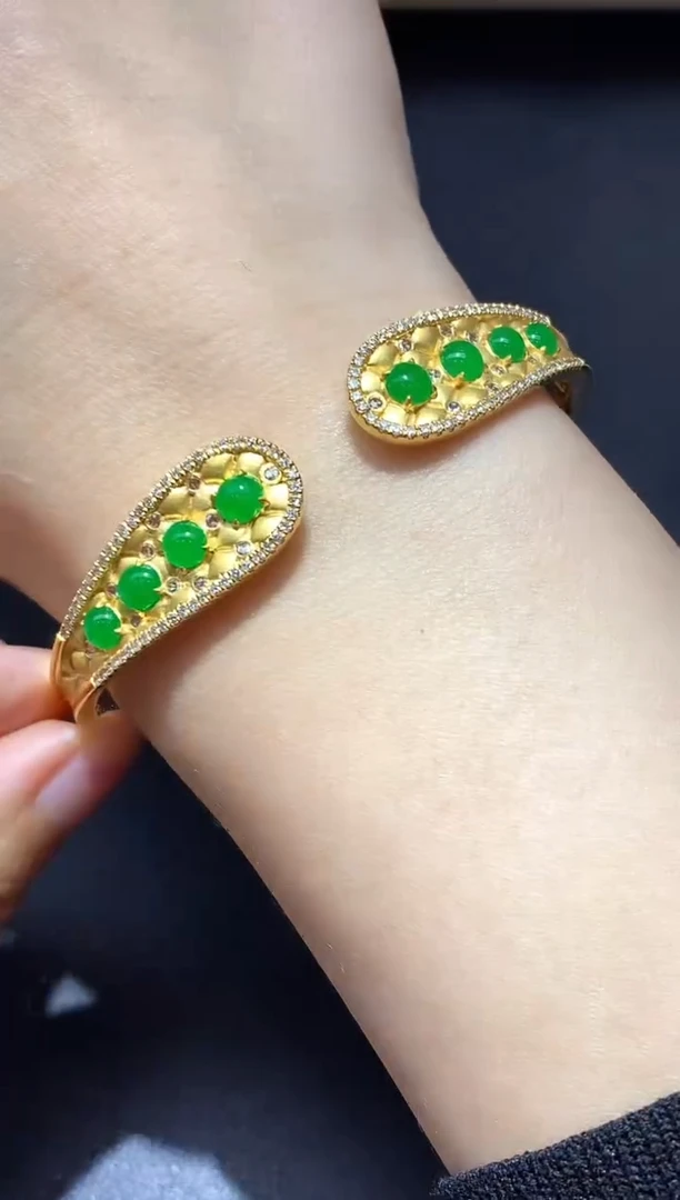 18K金镶嵌手镯翡翠791-中国好珍宝
