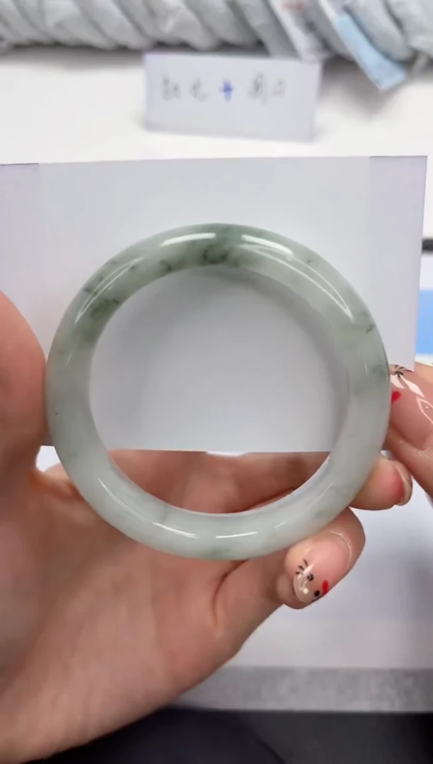 未镶嵌手镯石英质玉V165-56.3