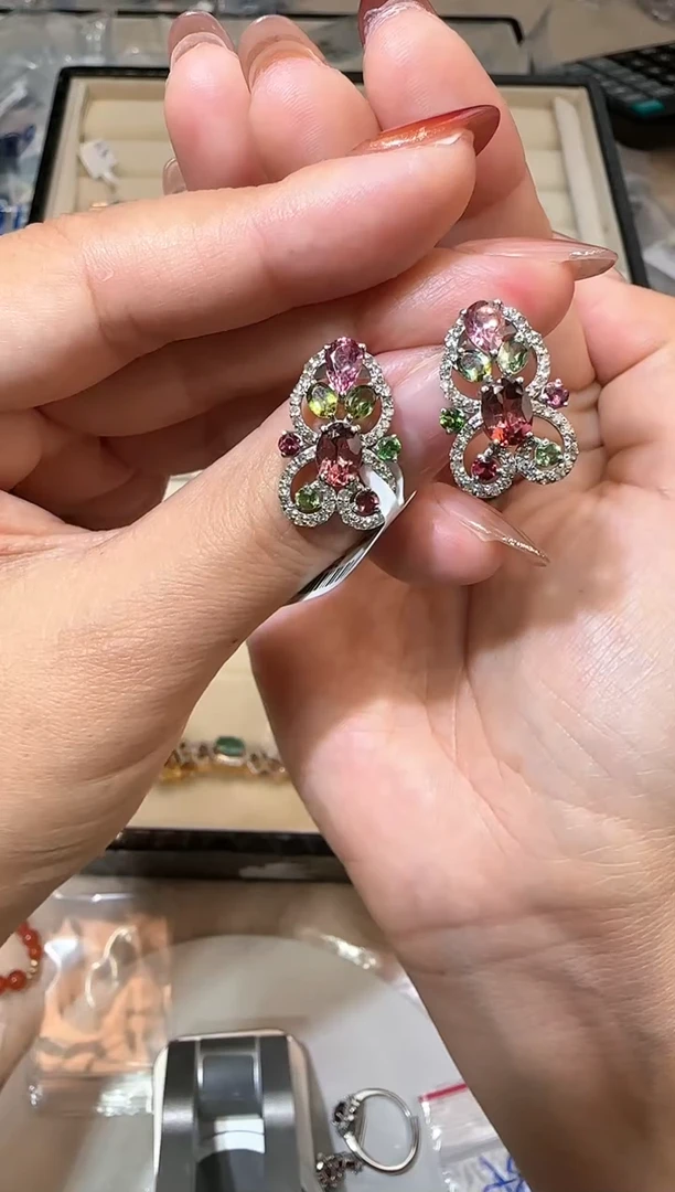 【闪购商品】定制碧玺耳饰银S925镶嵌耳饰