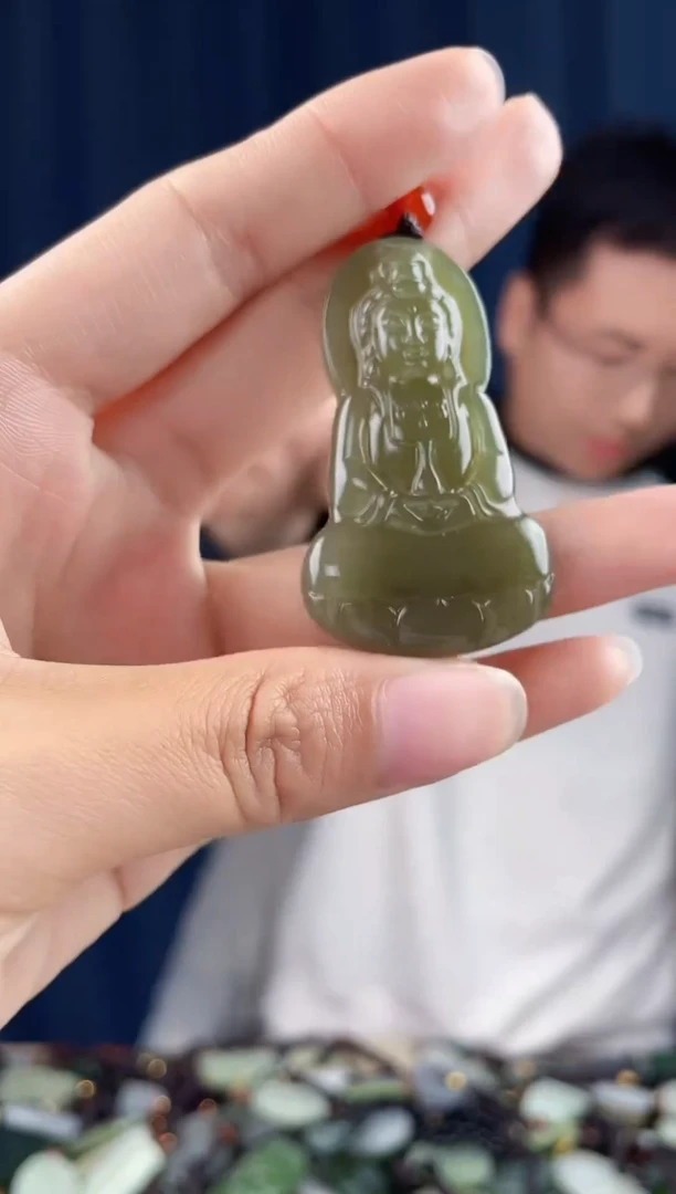 未镶嵌和田玉挂件拍一发一,多样性发货