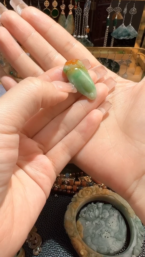 【闪购商品】定制翡翠未镶嵌翡翠
