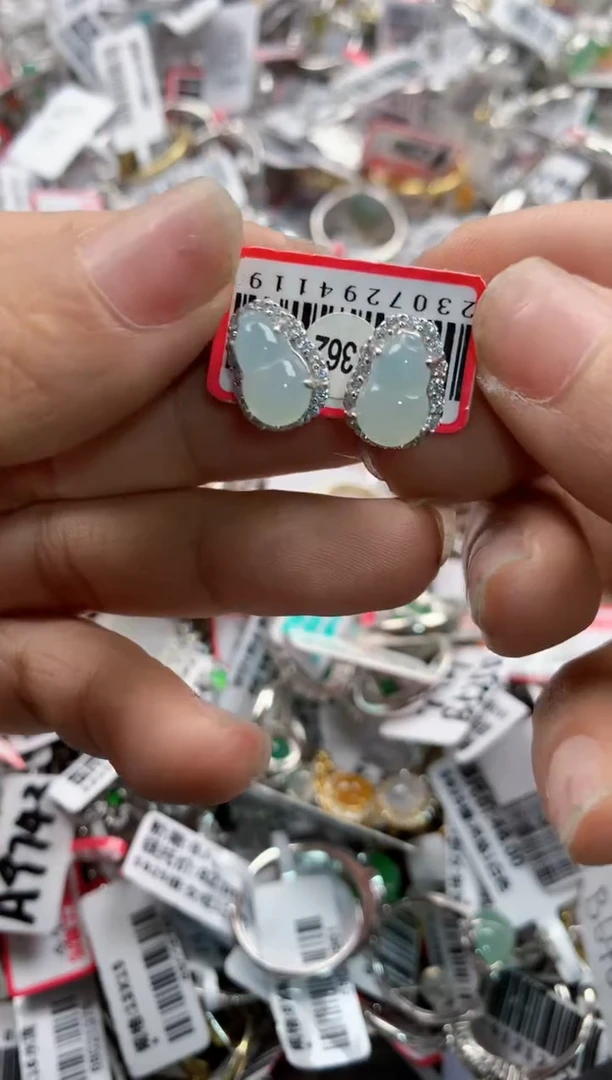 银S925镶嵌戒指翡翠999    10