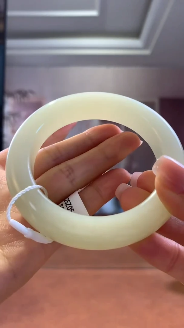 和田玉未镶嵌把件新疆料高品手镯59圈