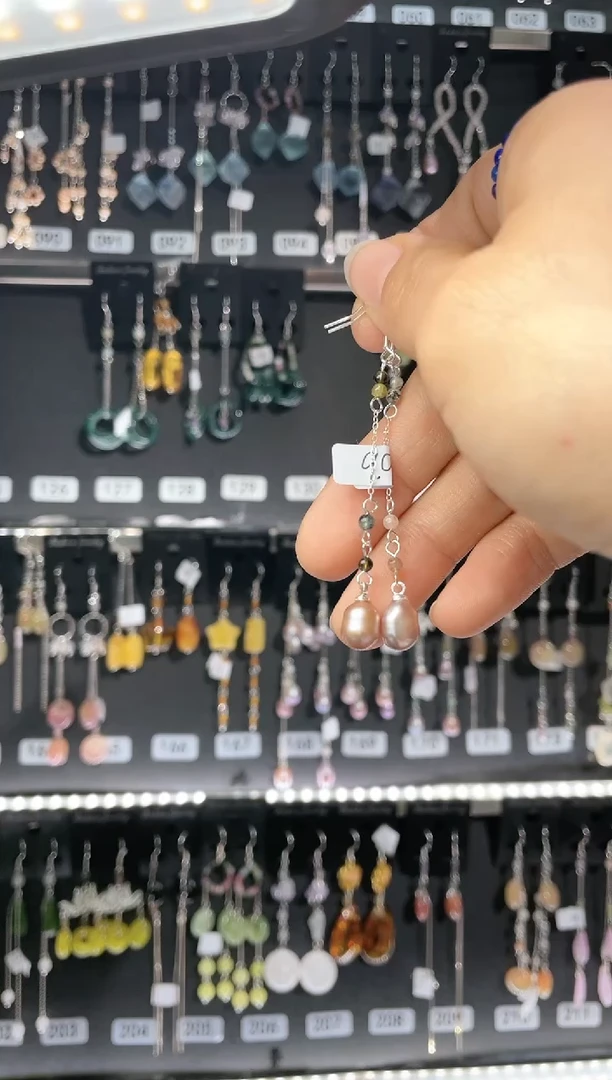 【闪购商品】紫晶耳饰银S925镶嵌 菲萱