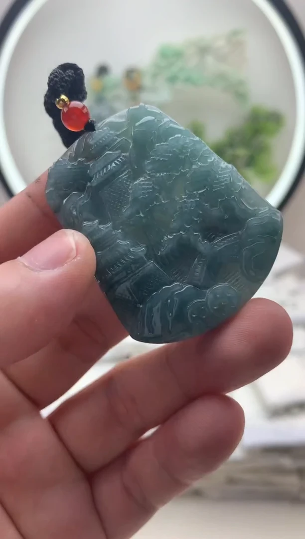 颈饰未镶嵌翡翠山水牌