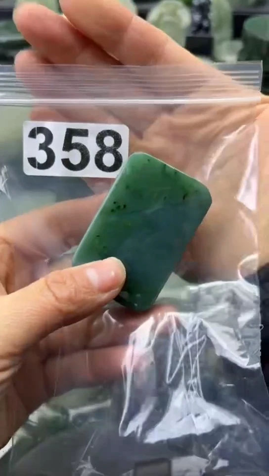 未镶嵌和田玉珠宝半成品牌子