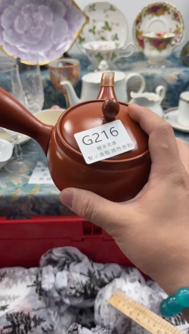 瓷片百*      G216