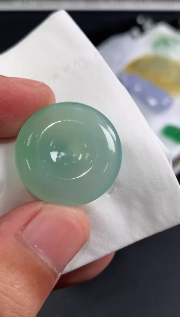 未镶嵌定制翡翠许*核翡翠