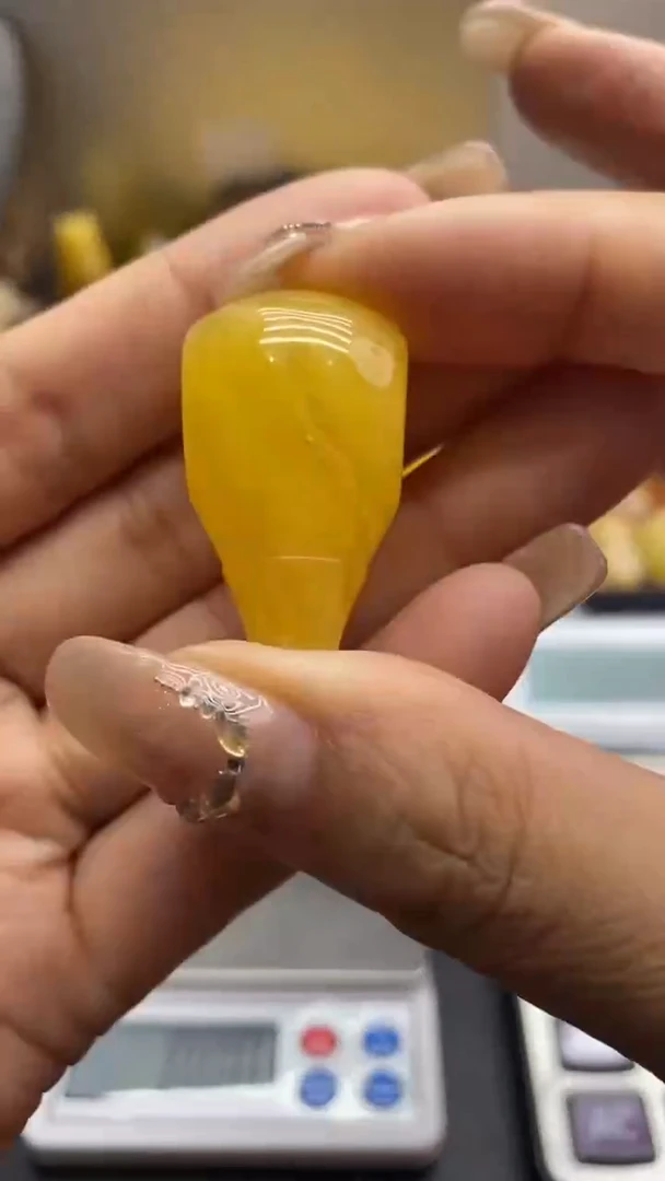 琥珀未镶嵌珠宝奇石2342