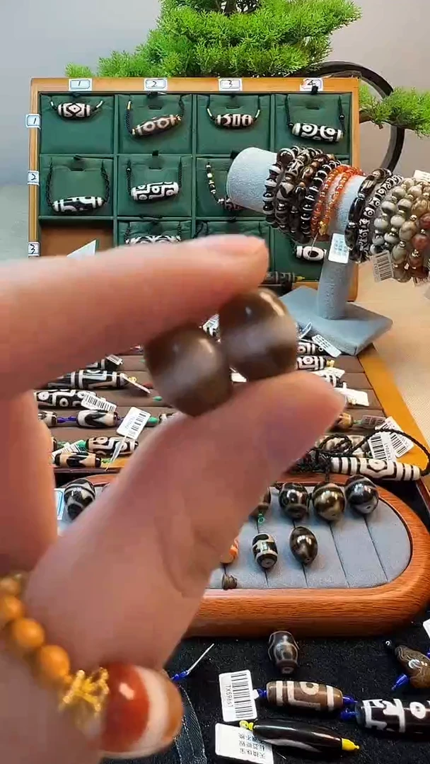 玛瑙/玉髓（覆膜）颈饰未镶嵌66（微瑕随机发货）