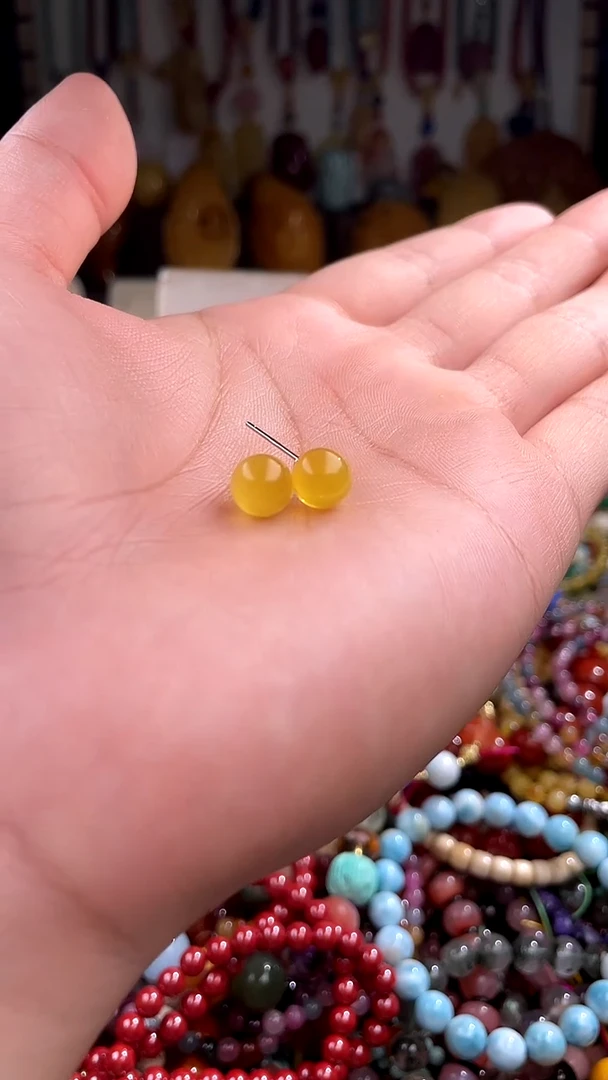 未镶嵌琥珀裸石(一物一件)158000