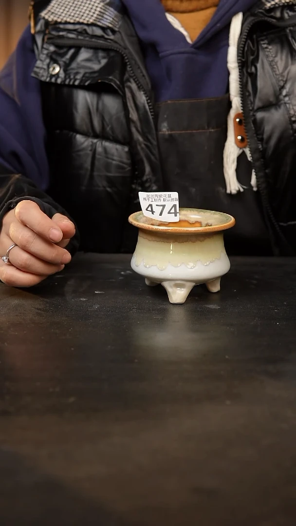 【闪购商品】瓷片474泥泥手工花盆口7-8高7-8