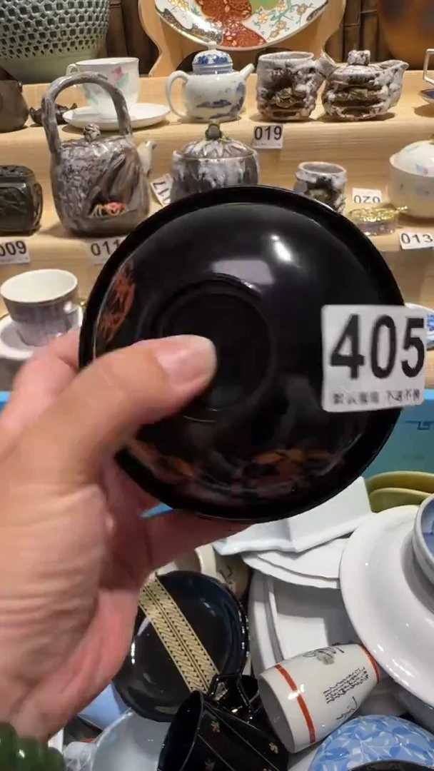 中古瓷器默认微瑕h***n中古瓷器默认微瑕