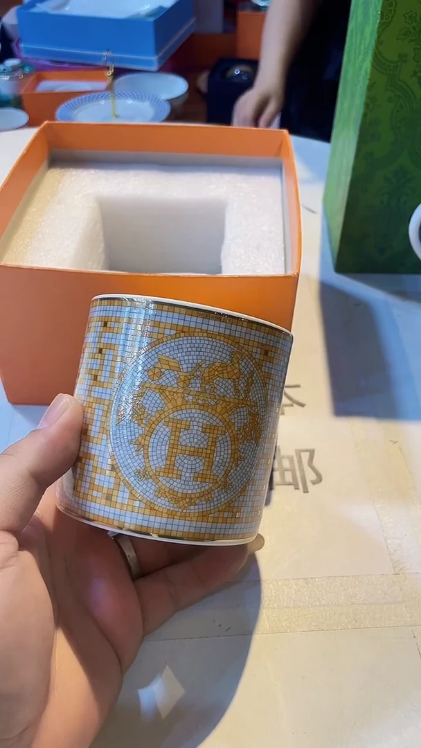 杯鸿辉家品牌瓷器，京东包邮！