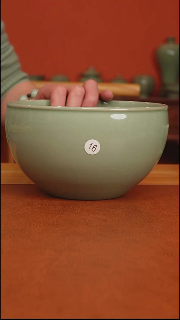 越窑秘色瓷大钵二级品