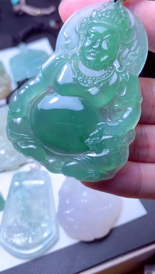颈饰未镶嵌翡翠天然A货翡翠