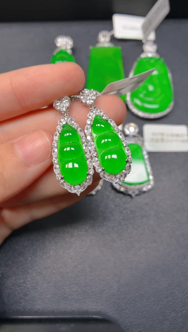 颈饰银S925镶嵌翡翠1