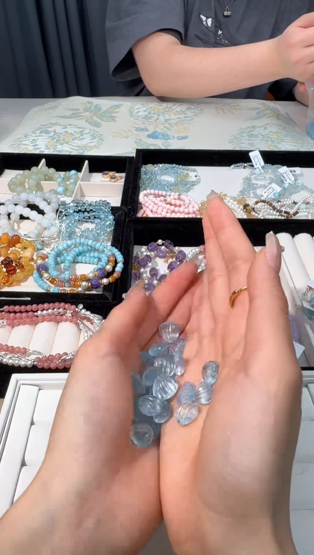 【闪购商品】海蓝宝石手链银S925镶嵌A019海蓝宝贝壳吊坠