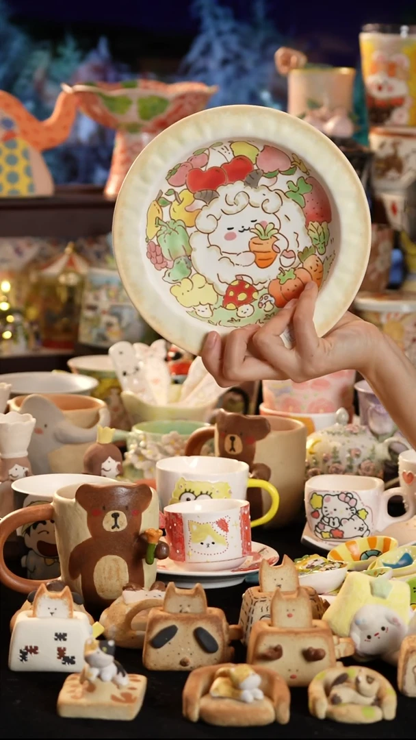 摆件陶景德镇釉下彩手绘设计师款陶瓷