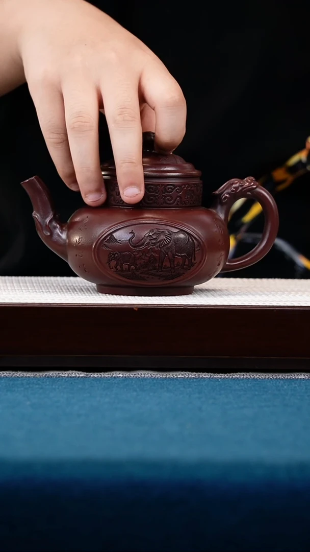 壶型 宫灯泥古乌泥 刻绘象