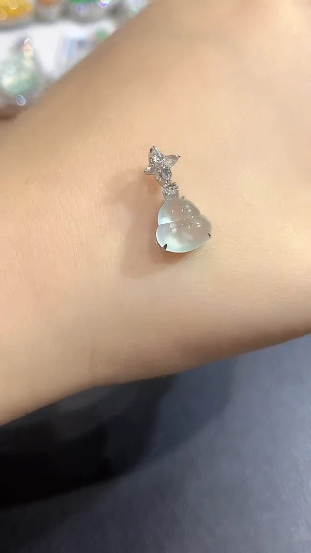 吊坠(不含链)18K金镶嵌翡翠19-吊坠小滴溜