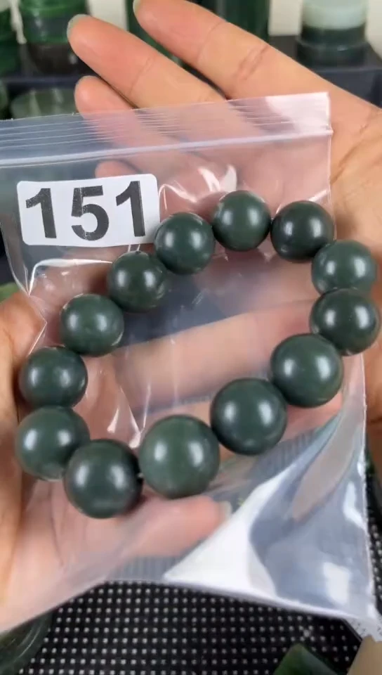 和田玉未镶嵌珠宝半成品手串