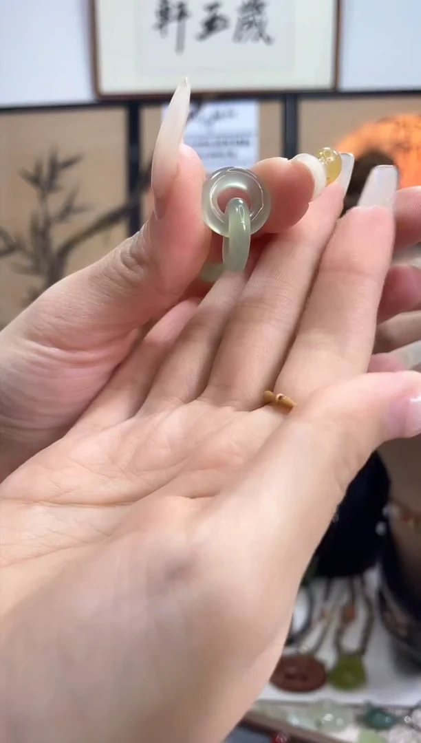 【闪购商品】岫玉吊坠未镶嵌多样性发货其中发一