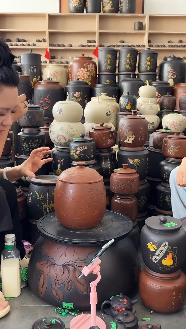 罐完品茶叶罐古铜色荷花龙蛋 516