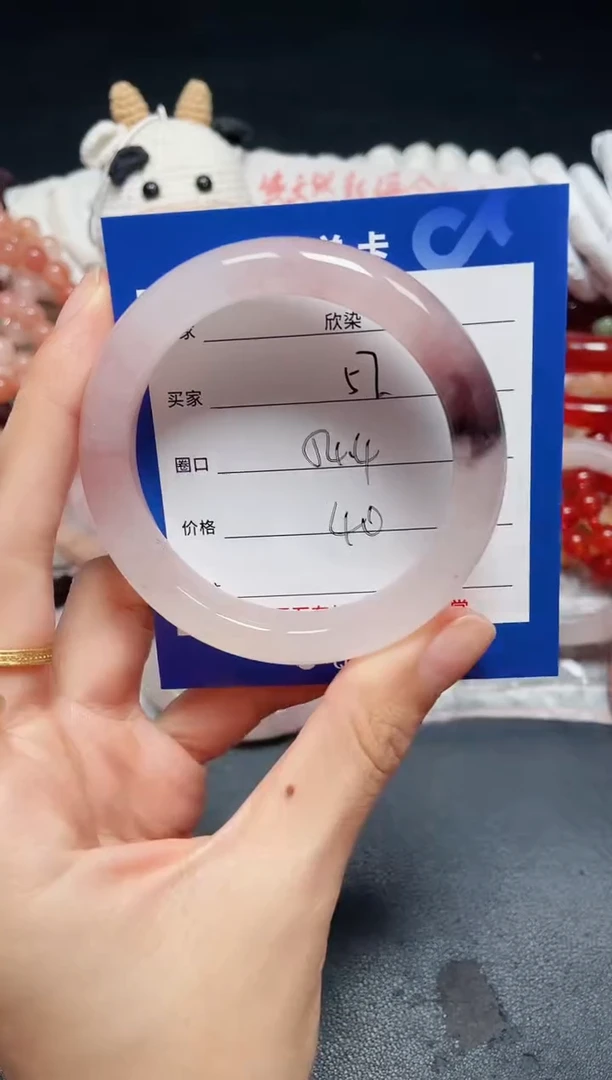 未镶嵌石英质玉手镯57