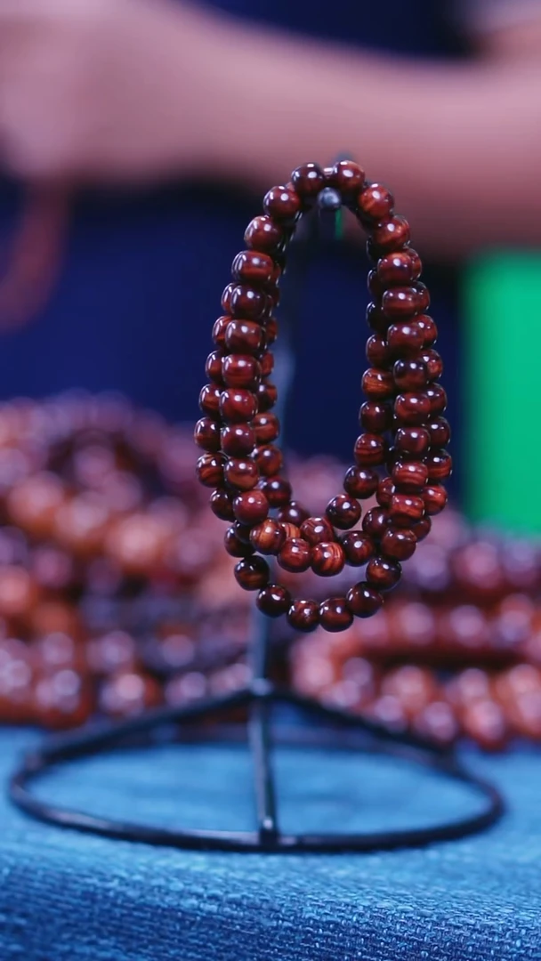 黄花梨/降香黄檀海南黄花梨山料老型珠0.8x108长款手串