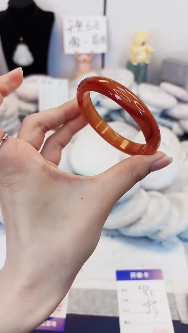 【闪购商品】石英质玉手镯未镶嵌423-玛瑙圈口55