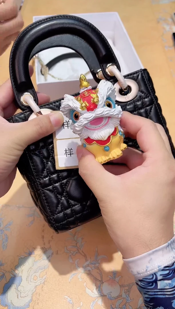 瓷片689************
