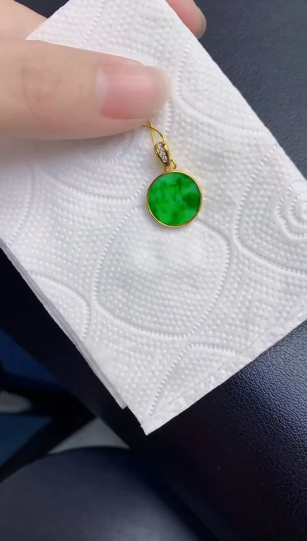 颈饰未镶嵌翡翠天然翡翠缅甸A货