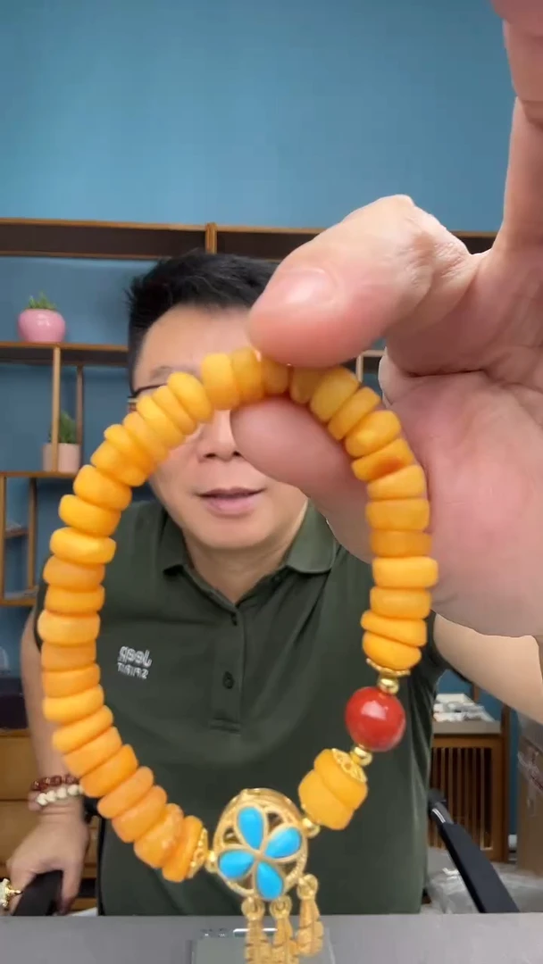 未镶嵌琥珀裸石35（有瑕介意勿拍）