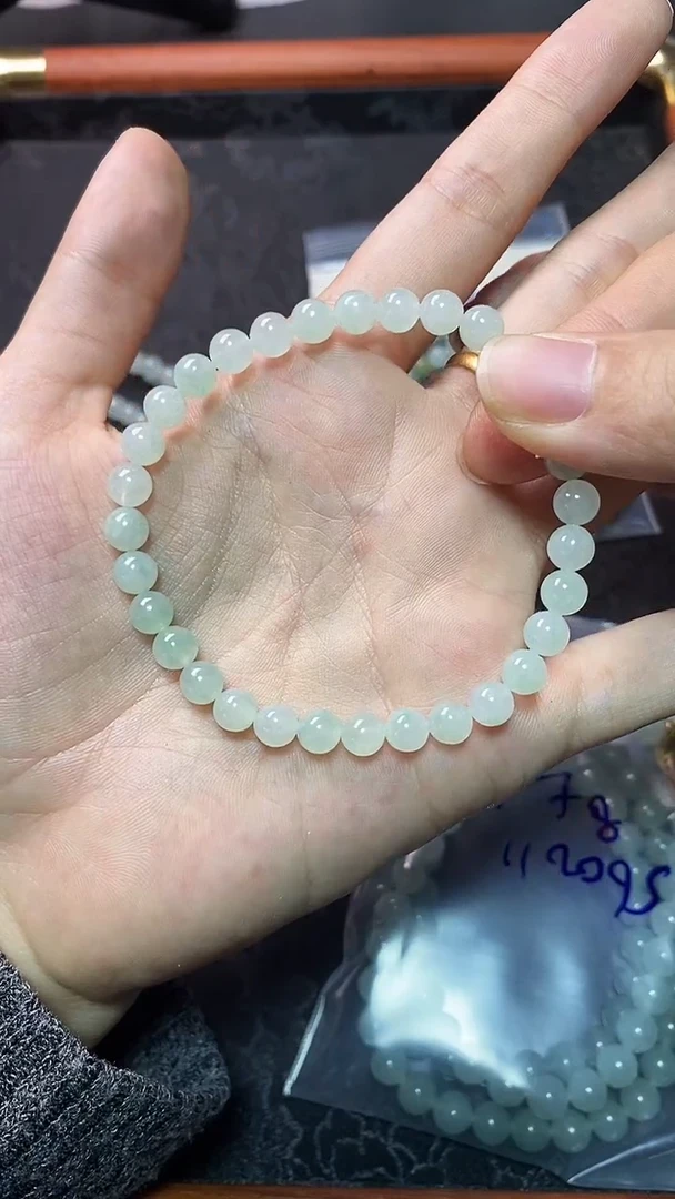 未镶嵌定制翡翠?****?冰白月光手串