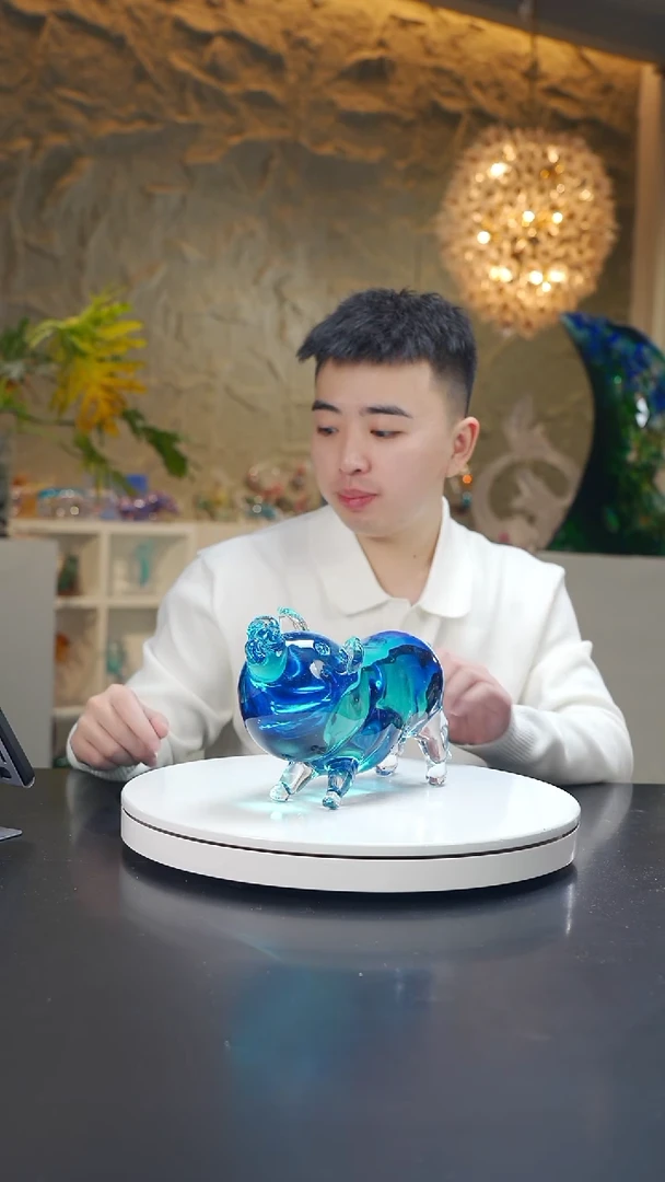 手工艺品琉璃宝石蓝设计款小猪摆件