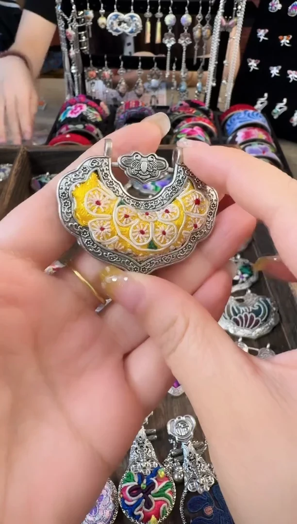 织绣艺枝独绣老绣饰品155配苗银链子