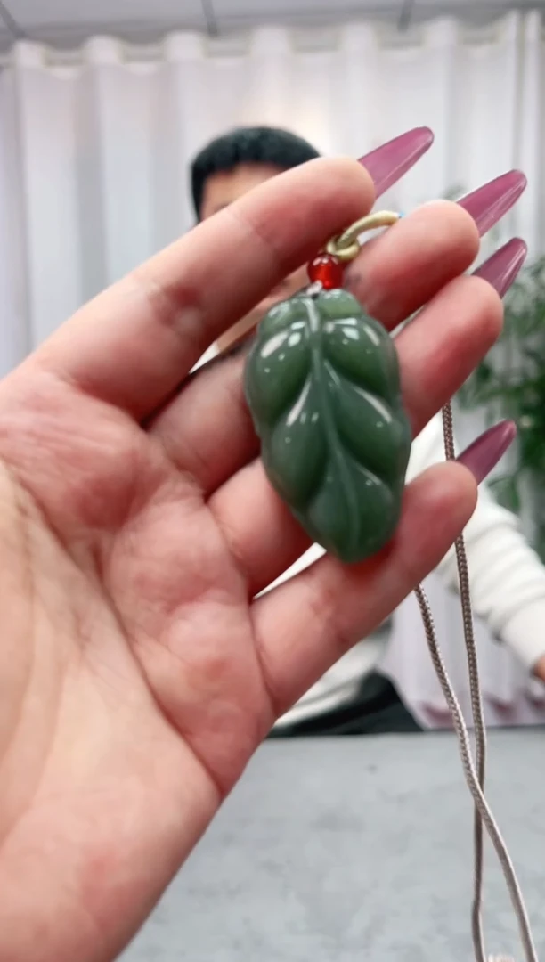 【闪购商品】和田玉吊坠未镶嵌0210张