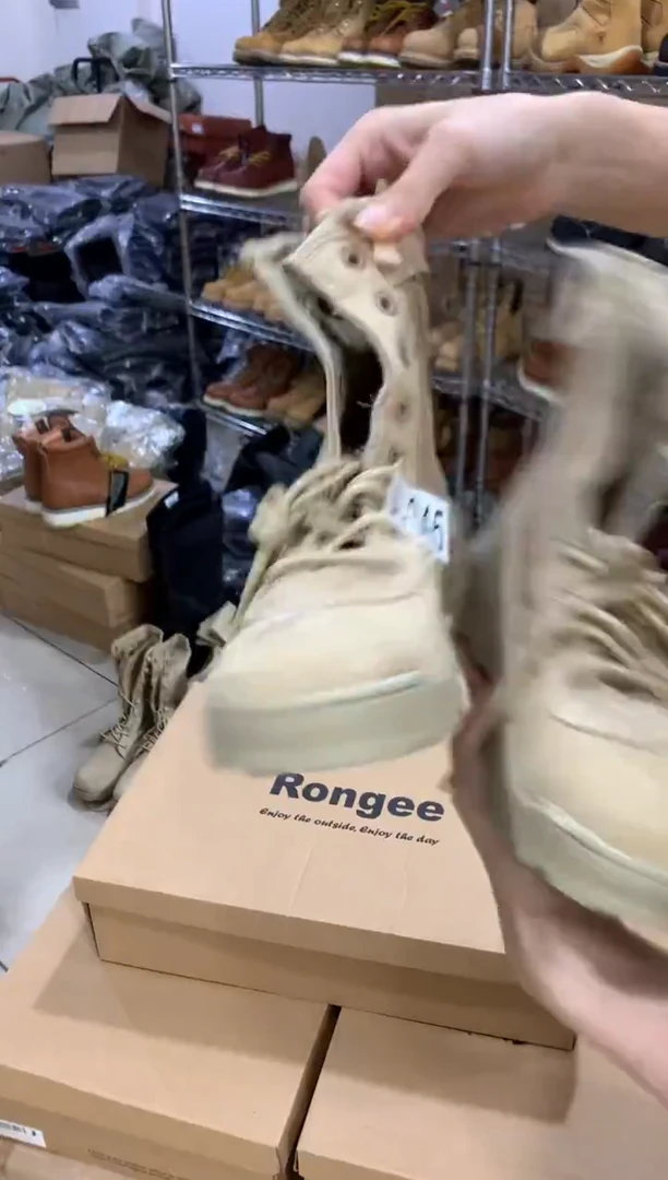 牛皮41码，345号，运动鞋码脚胖拍大，瑕疵处理，清洁度不好介意勿拍