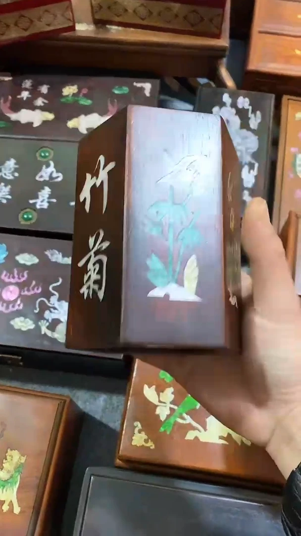 木笔筒111111111111