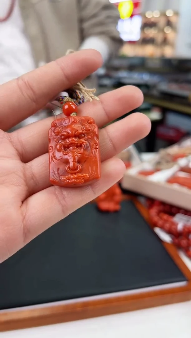 【闪购商品】南红玛瑙吊坠未镶嵌一个/条