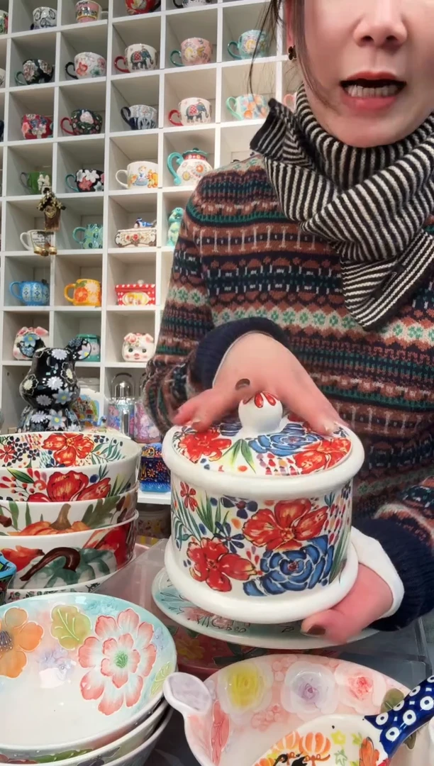 瓷片700毫升繁花密封罐一只