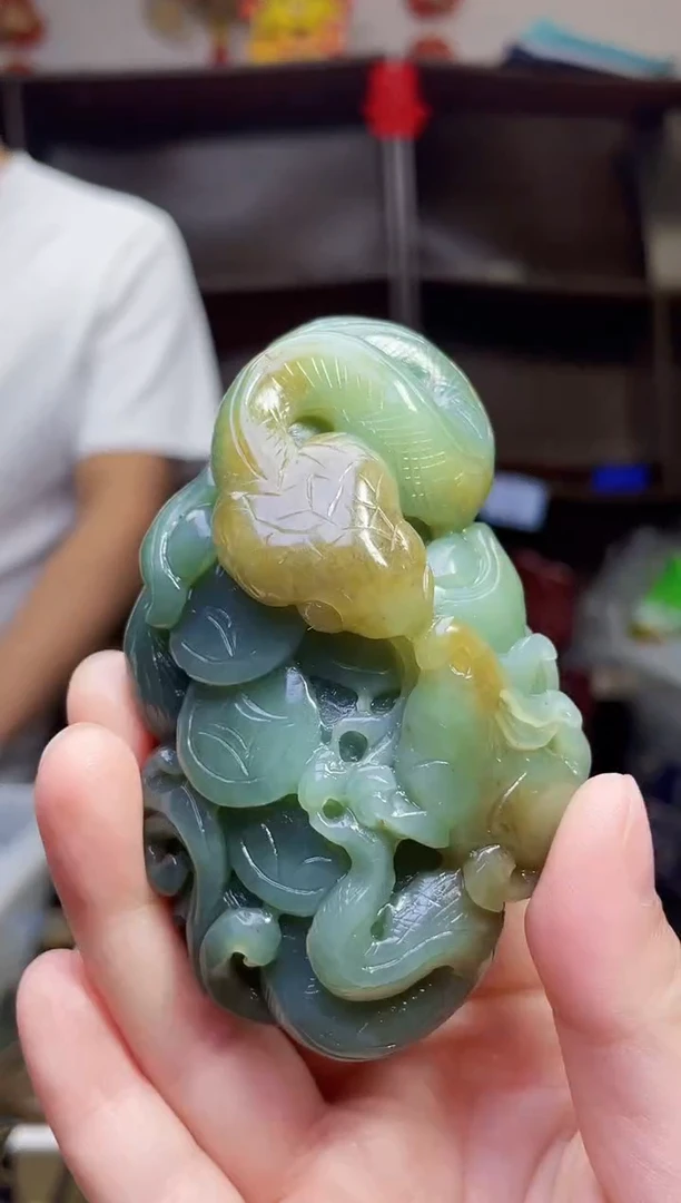 和田玉未镶嵌颈饰1