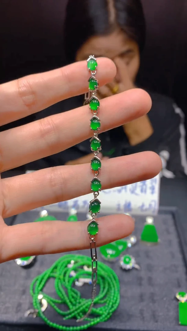 未镶嵌定制翡翠80多样性发货（发其一）
