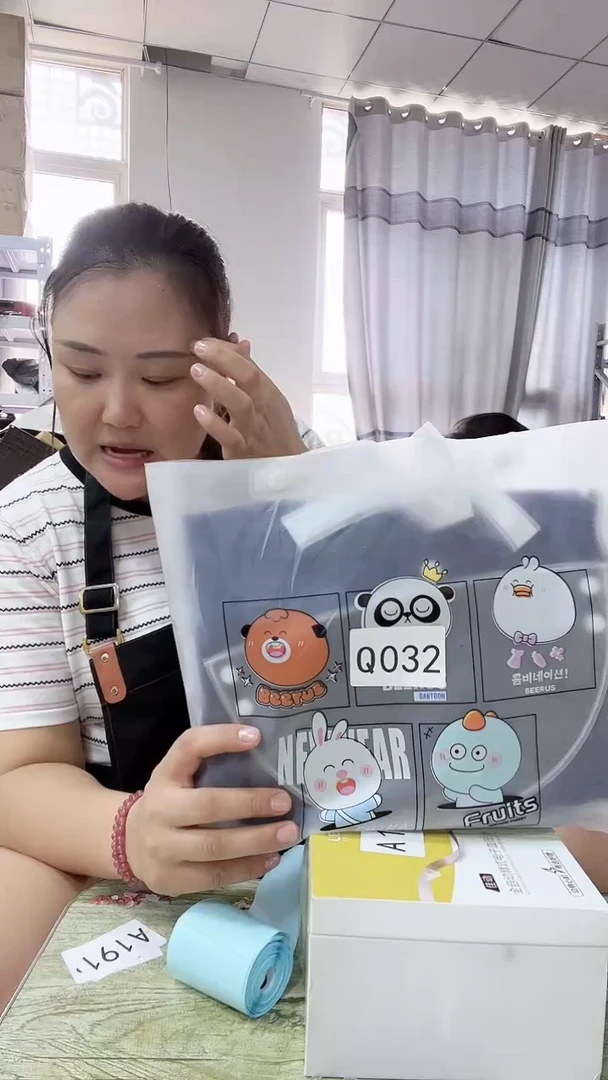 牦牛剖层皮革时尚洋气百搭经典腋下包图片款