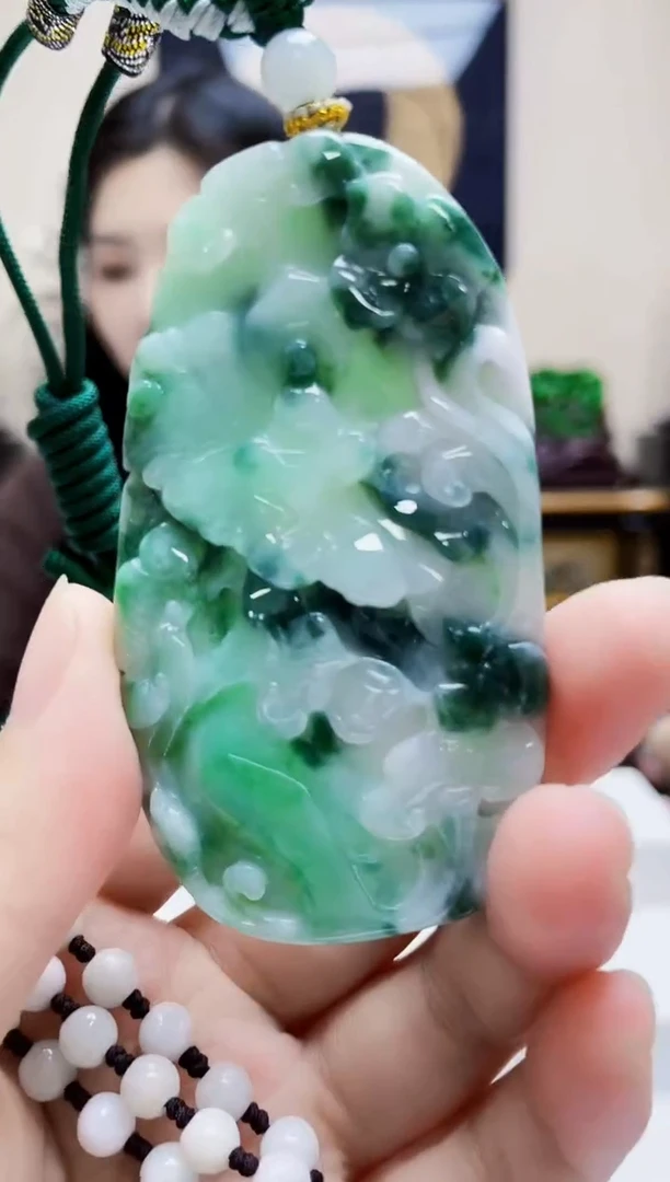 未镶嵌定制翡翠吊坠47