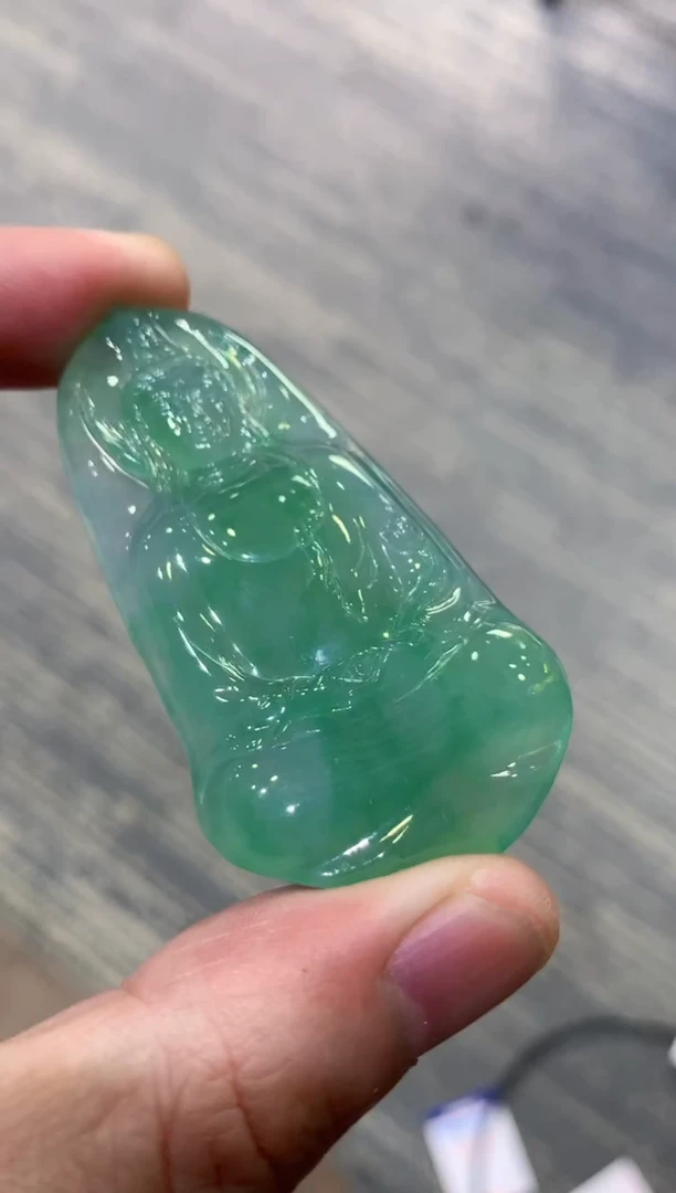 颈饰未镶嵌翡翠博****店博（订金）