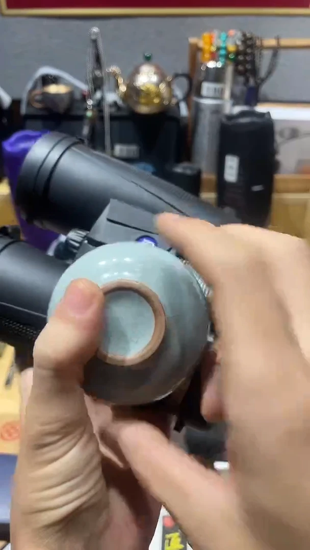 瓷片闪购商品 如图所示