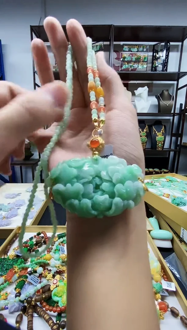 颈饰未镶嵌翡翠翡翠吊坠